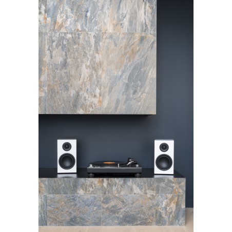 Triangle Elara LN-01