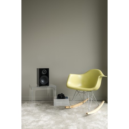 Triangle Elara LN-01