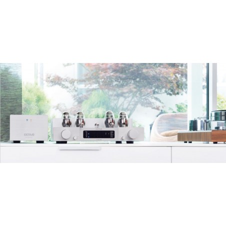 Octave V 80 SE lifestyle